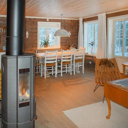 Tatil Evi 3 Bedroom Cozy In Treungen