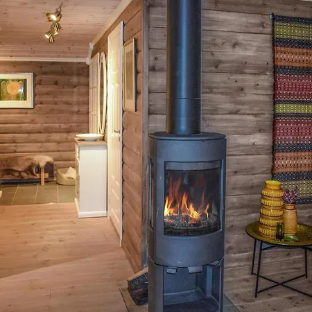 3 Bedroom Cozy In Tatil Evi Treungen